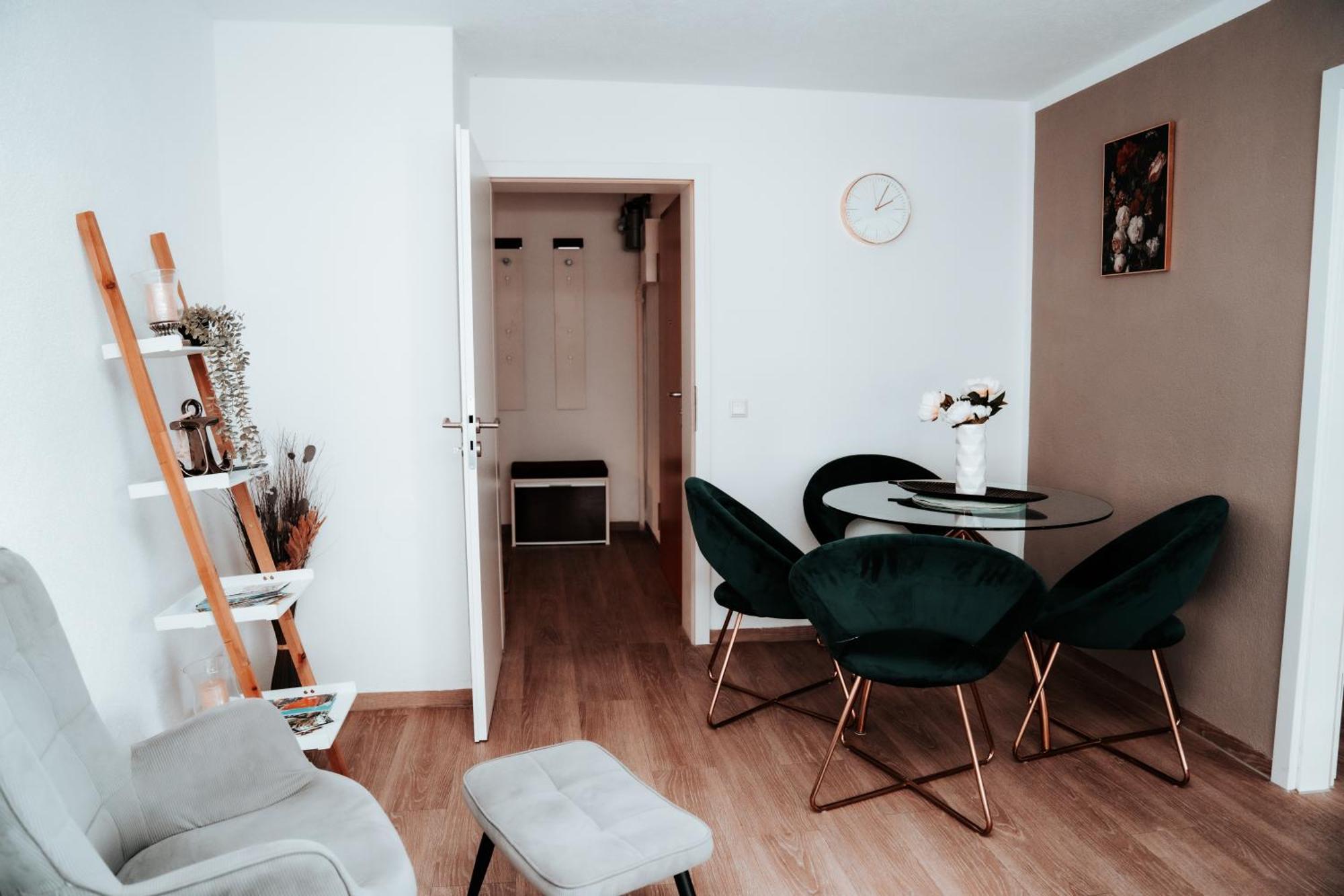 Ferienwohnung Ella - Direkt Am Bodensee Фридрихсхафен Екстериор снимка