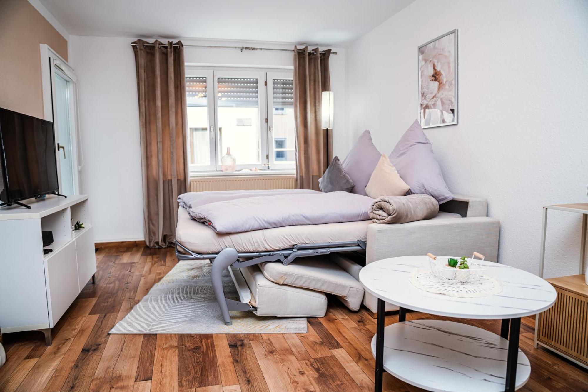 Ferienwohnung Ella - Direkt Am Bodensee Фридрихсхафен Екстериор снимка